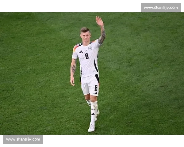 C 罗最后一舞:2026 世界杯,传奇能否兑现终极诺言? C 罗最后一舞:2026 世界杯,传奇能否兑现终极诺言?