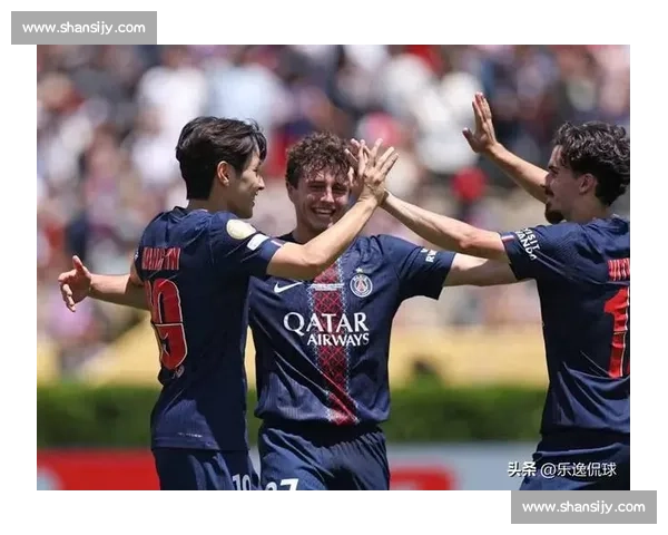 世俱杯焦点战:巴黎 4-0 横扫马竞,登贝莱伤缺无碍欧冠冠军强势开局 世俱杯焦点战:巴黎 4-0 横扫马竞,登贝莱伤缺无碍欧冠冠军强势开局