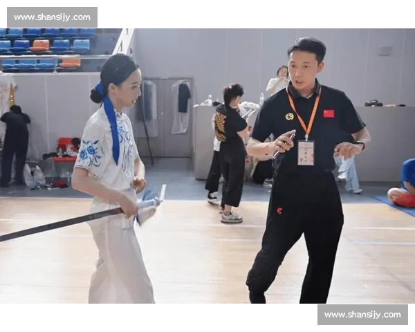 成都体院攀岩队勇夺两金五银一铜,丙组团体夺冠创佳绩 成都体院攀岩队勇夺两金五银一铜,丙组团体夺冠创佳绩